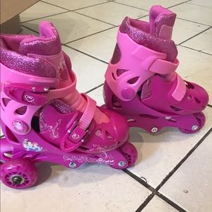 disney girls training roller blades